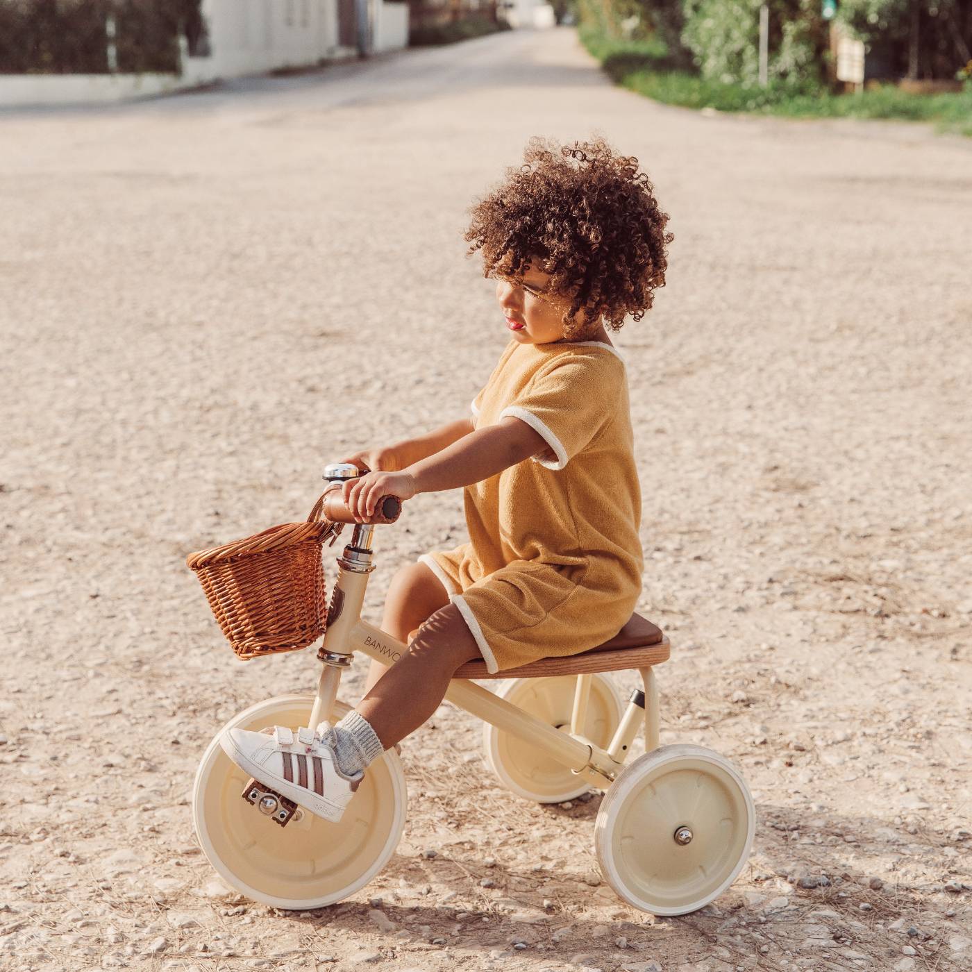 Banwood Kids Vintage Trike – Cream