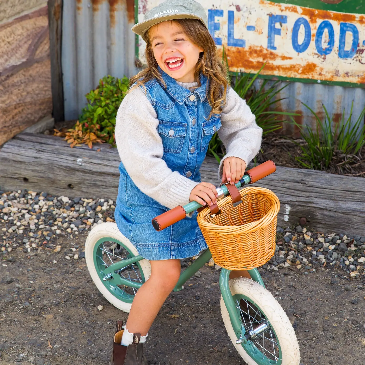 Balance_forest_2 Banwood Balance Bike teal colour